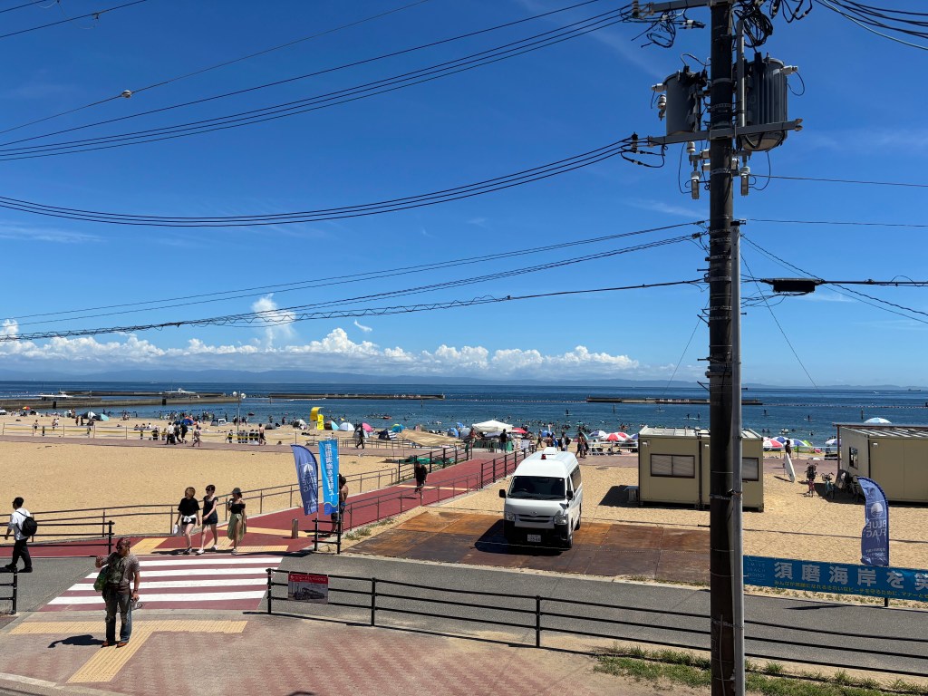 Copenhagen Hot Dog: A Taste of Home at Suma&nbsp;Beach